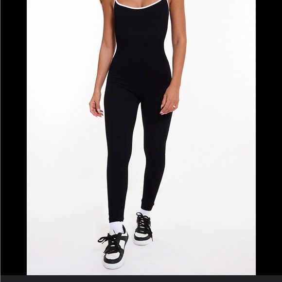 Zara Black and white catsuit - Picture 6 of 8